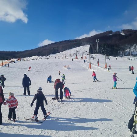 Snowland Apartmany Valča المظهر الخارجي الصورة